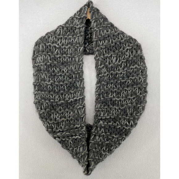 ANNA KULA Scarf OS Infinity Marled Crochet Chunky Wool Gray 9" x 59" - Picture 3 of 13